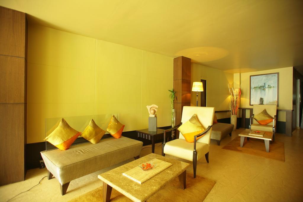 ​Justa Hyderabad Exterior foto