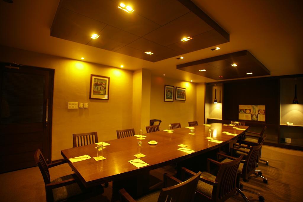 ​Justa Hyderabad Exterior foto