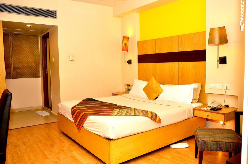 ​Justa Hyderabad Exterior foto
