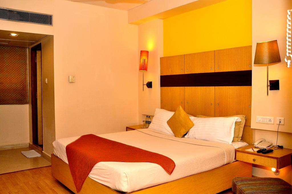 ​Justa Hyderabad Exterior foto