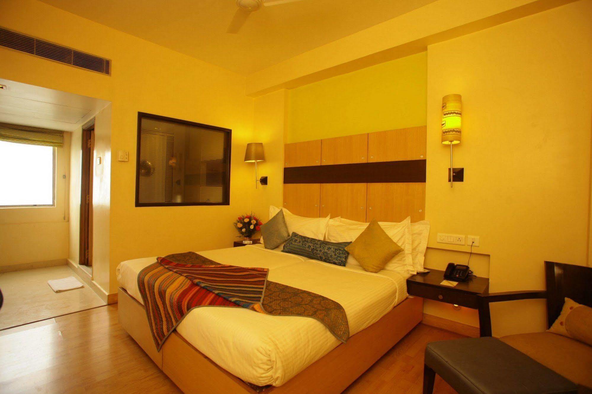 ​Justa Hyderabad Exterior foto