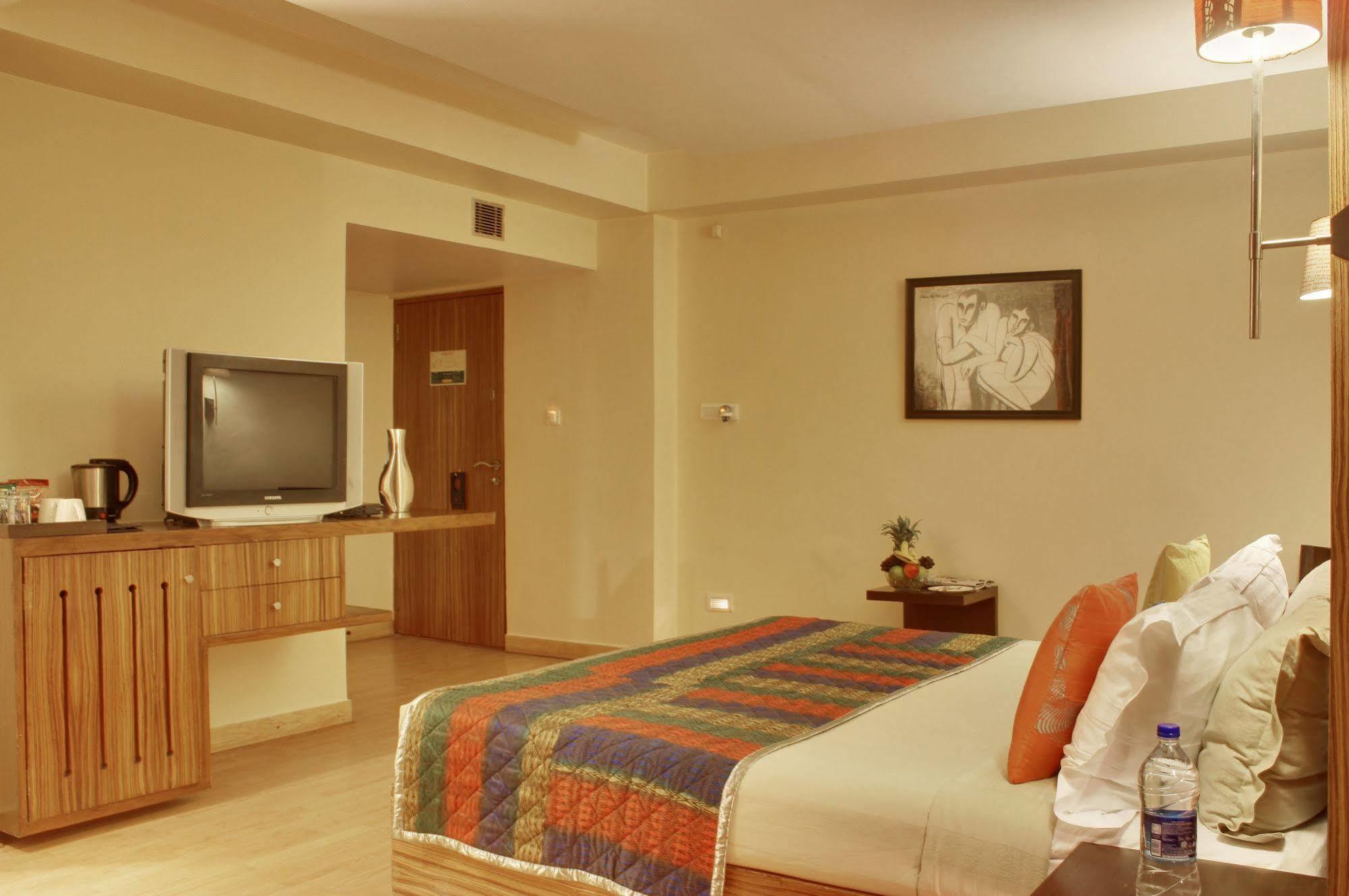 ​Justa Hyderabad Exterior foto